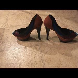 Multi colored peep toe shoes